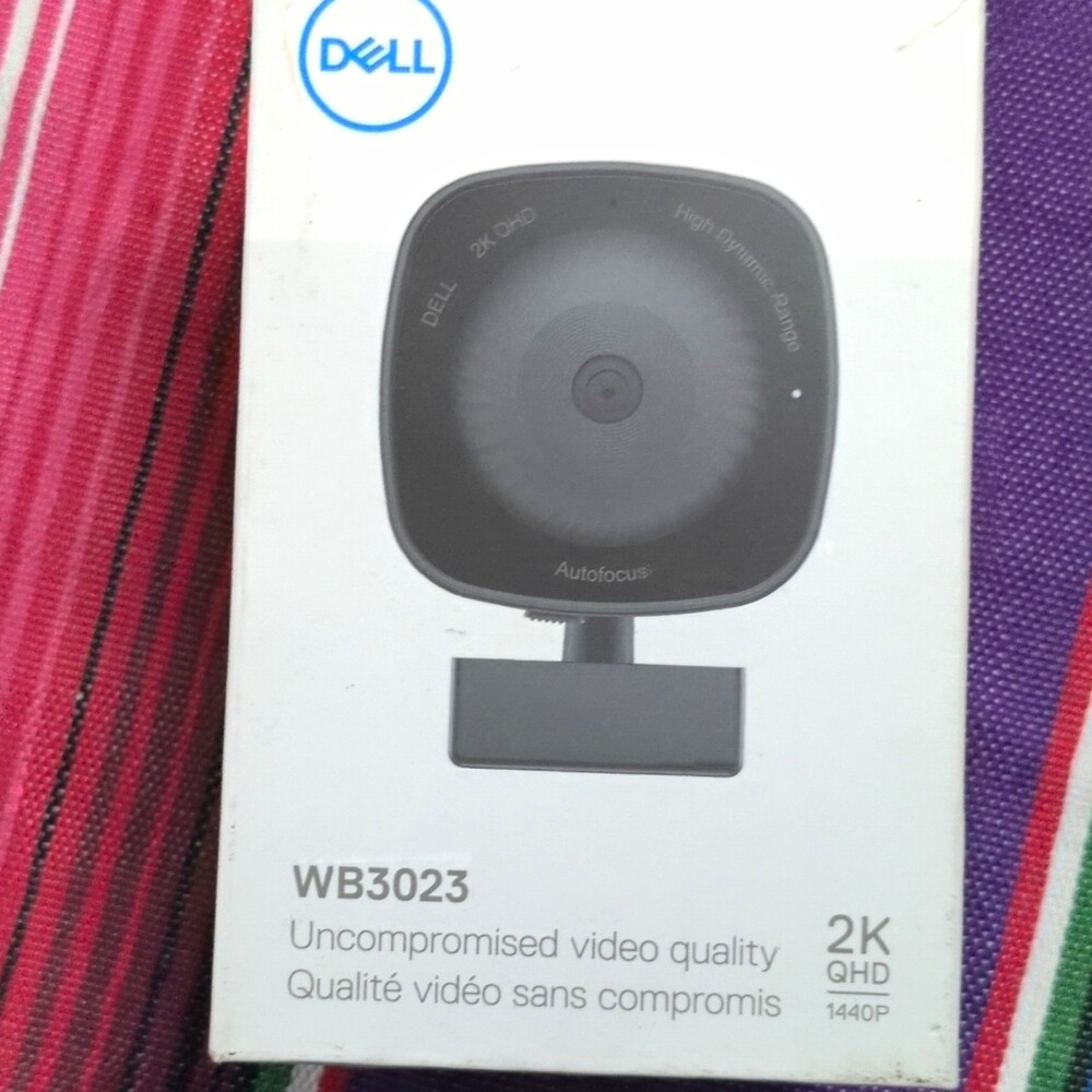 Dell WB3023 2K QHD 2560x1440 30fps USB-A HDR Autofocus Clip-On Black